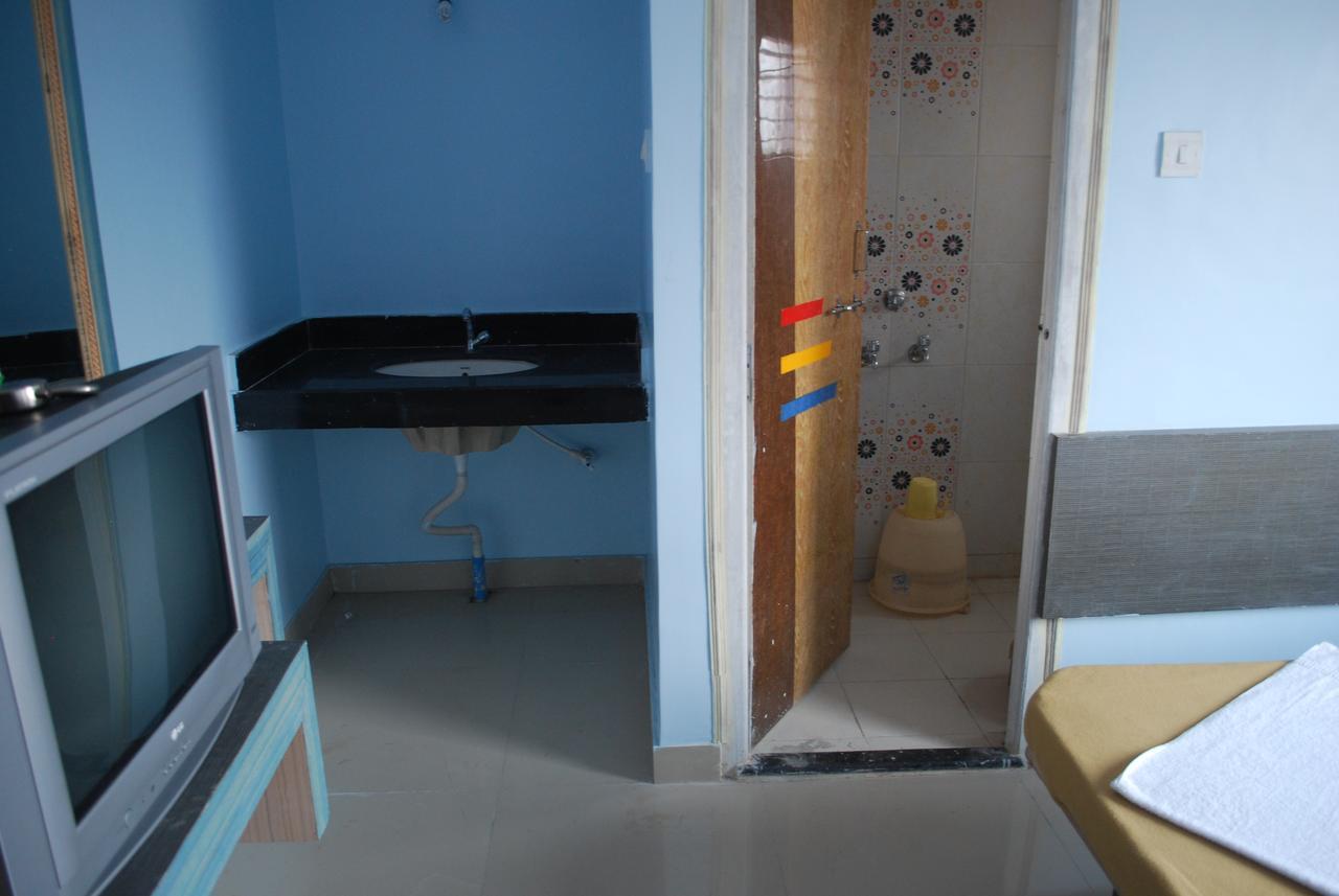 Hotel Utsav Shirdi Exterior foto